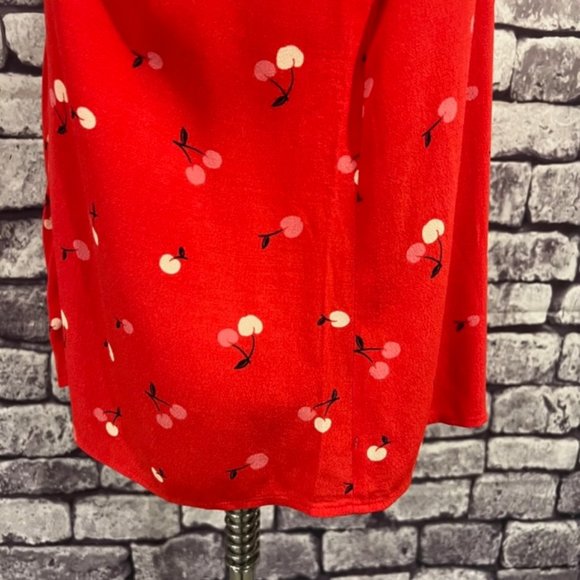 LOFT V-Neck Sleeveless Button Down Blouse Size Medium - Picture 5 of 9